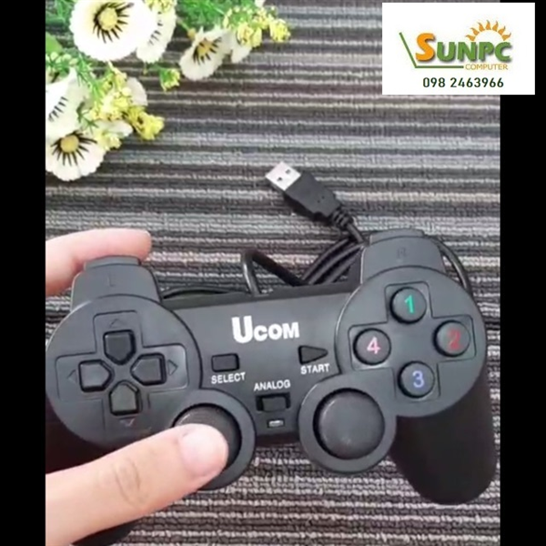 Tay chơi game UCom 704